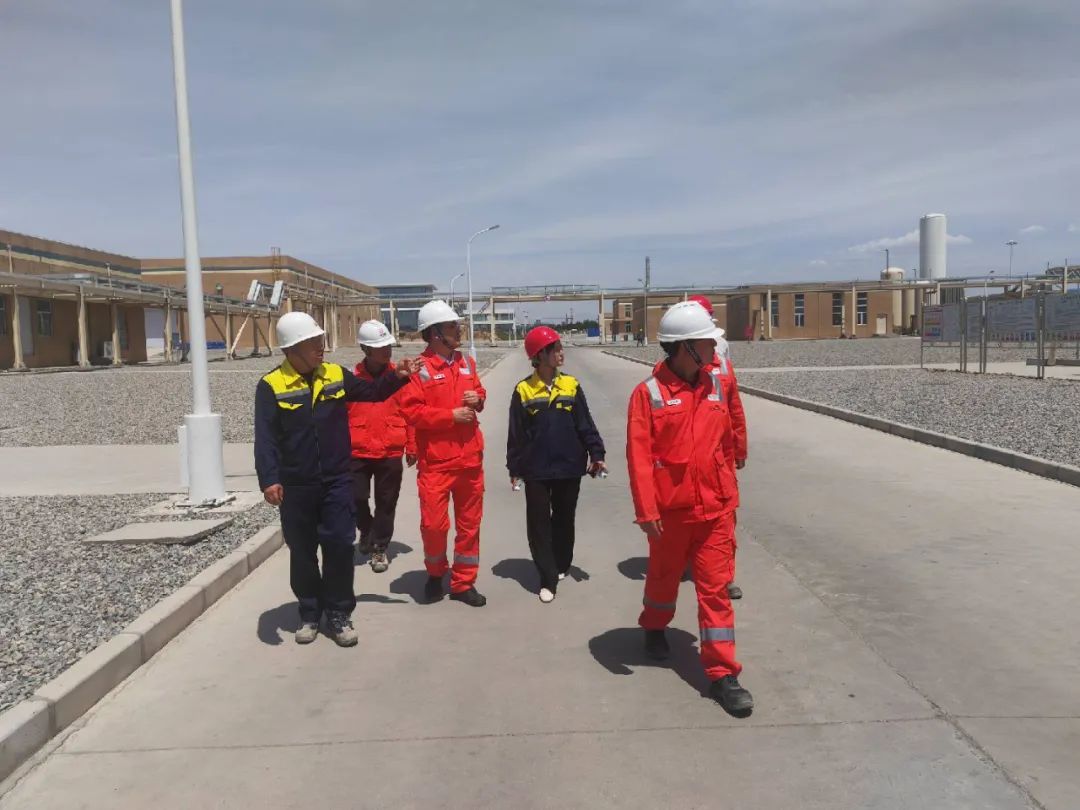 西部管道公司領導蒞臨哈密巨融能源考察調研